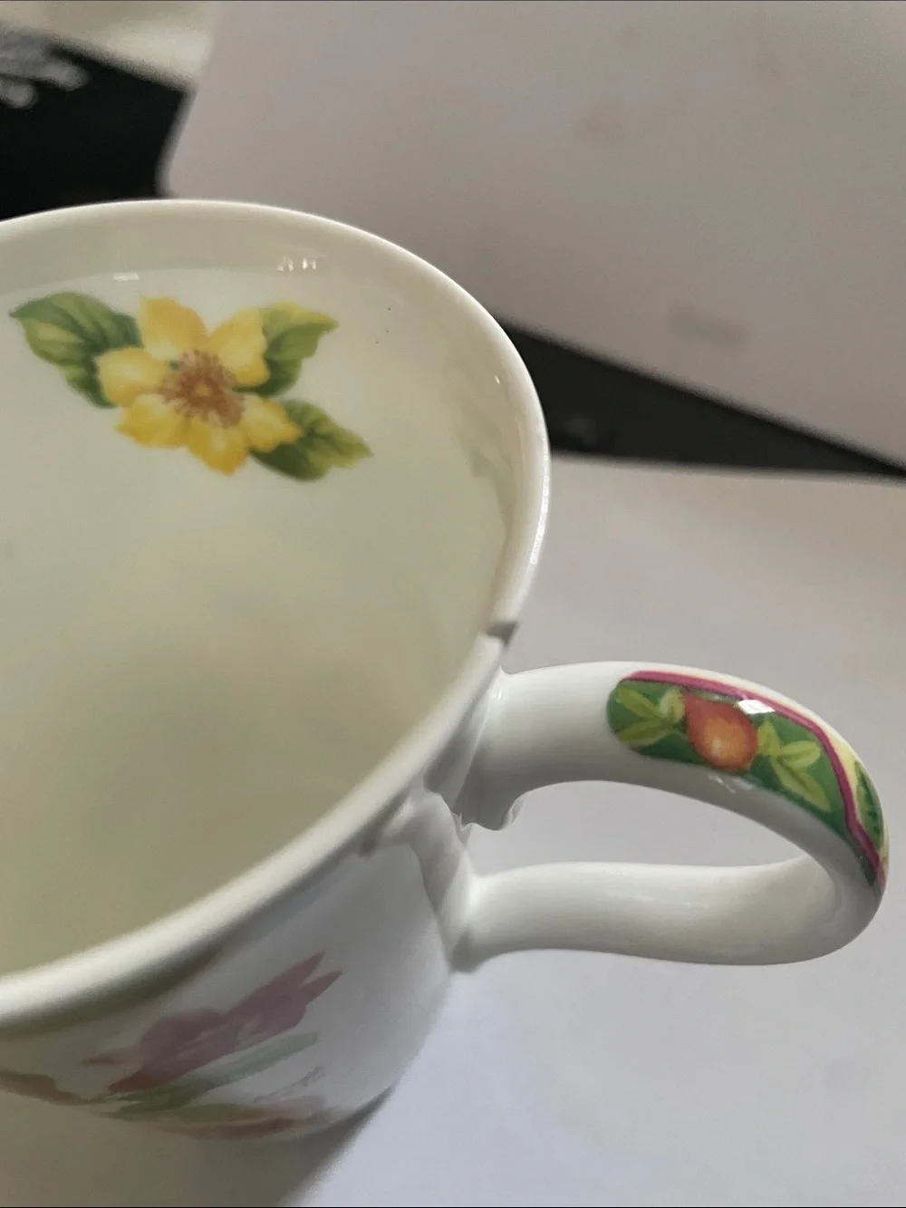 Vintage Crown Trent Fine Bone China Pomegranate Mug - White with Red & Green